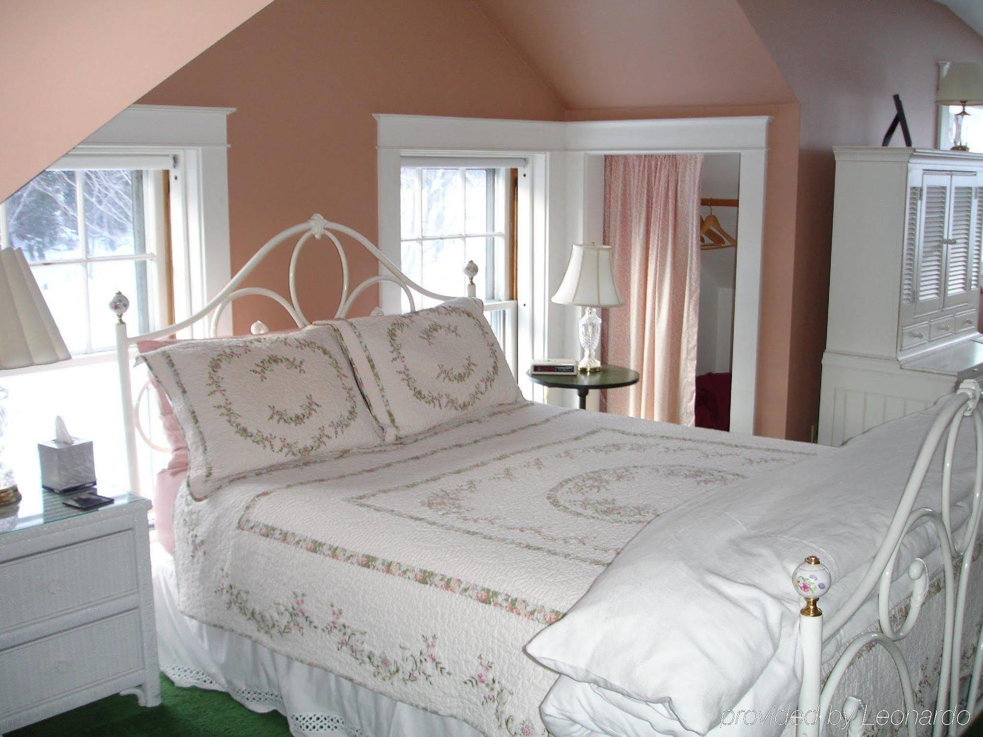 The Trumbull House Bed And Breakfast Hanover Rum bild